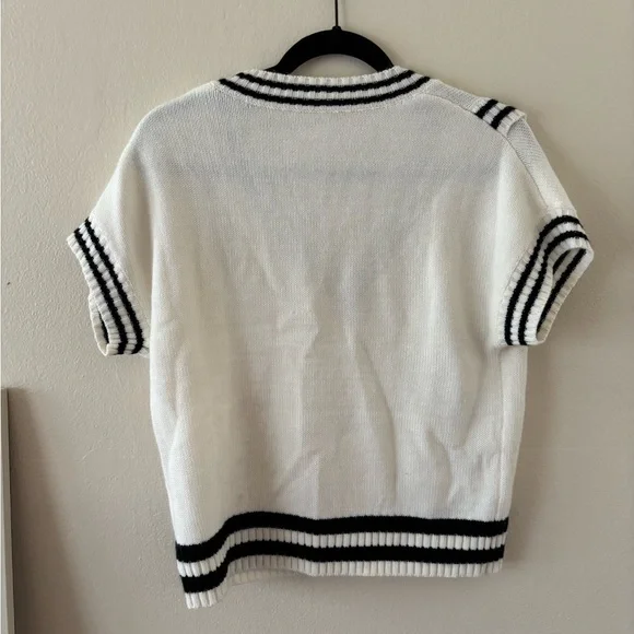 White V-Neck Striped Knit Top - Picture 2 of 3